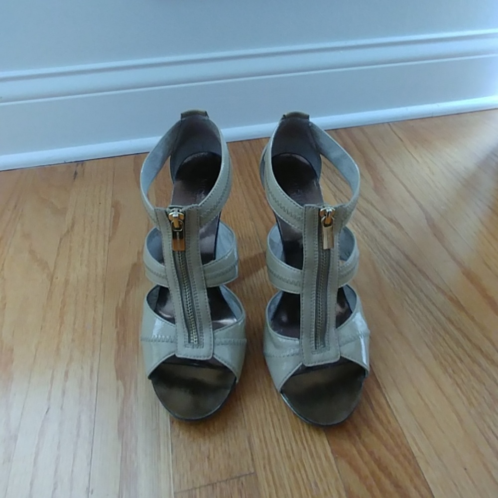 Open toe heals
